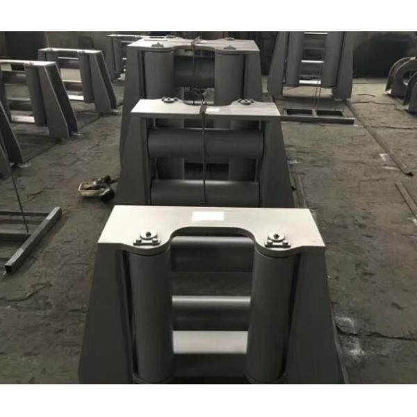 Panama Type JIS F2017-82 Ship Mooring Chocks For AC Boat Bulwark Mounting