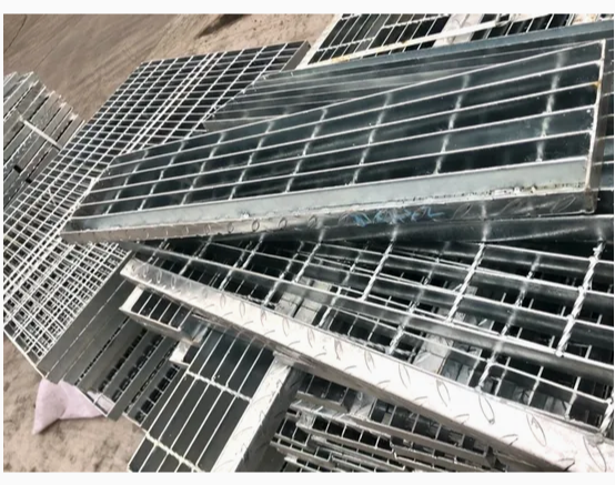 Steel Grating Lattice Platform Stair Treads Hot-DIP Galvanized