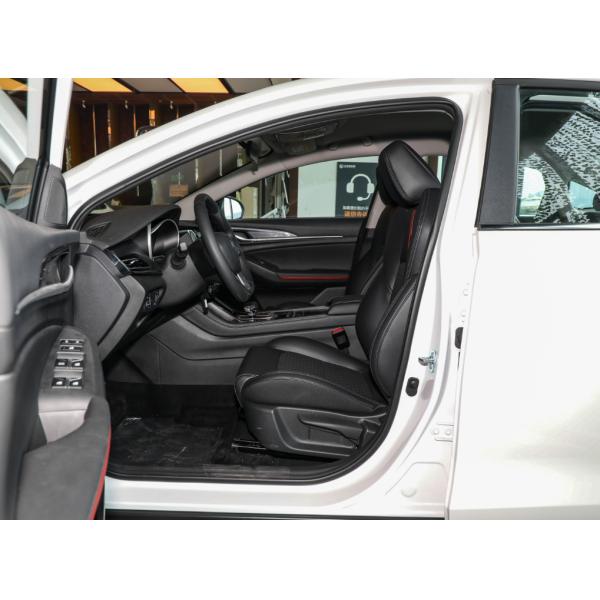 5 portes 5 places Changan Eado Plus voiture compacte automatique abordable pour les acheteurs de voitures électriques