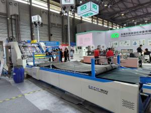 ZGFM-H Laminateur automatique à haute vitesse pour boîte ondulée avec rouleau de