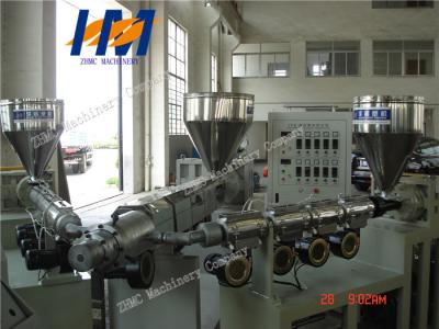 Triple Layer Plastic Extrusion Machine Low Noise 70-300KW Motor Power