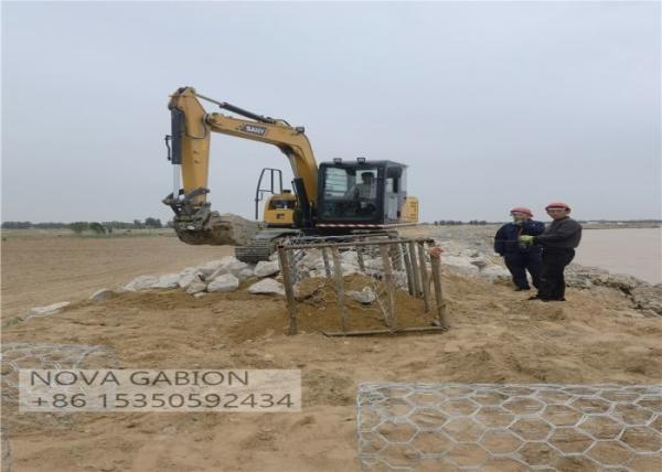Control de inundaciones 4.0mm Gabion Mesh Cage Para cajas de gabión saco de piedra Río llenando bolsas de gabión PVC cubierto saco gabiones