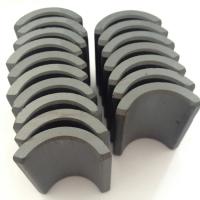 Le petit arc forment les aimants en céramique de ferrite libèrent la haute performance de l'énergie 365