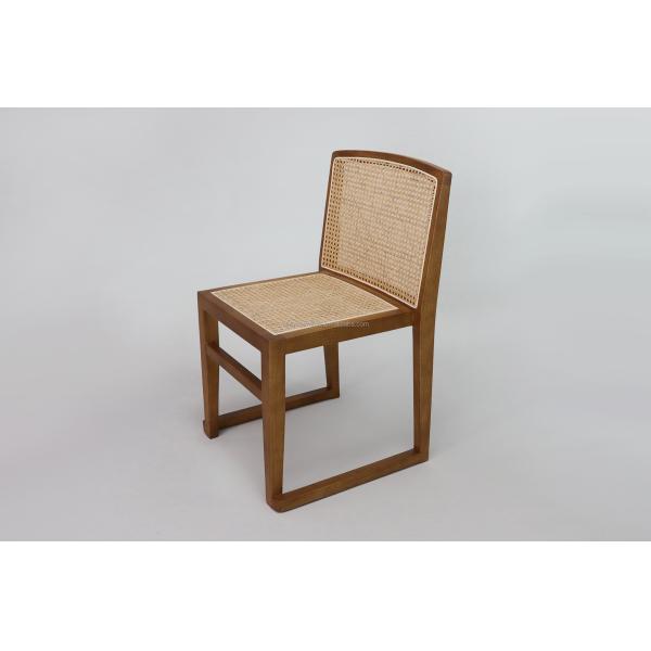 Stackable Wicker Chair with Rattan Back and Solid Wood Seat for Wedding Outdoor Cafe Dining Room Furniture