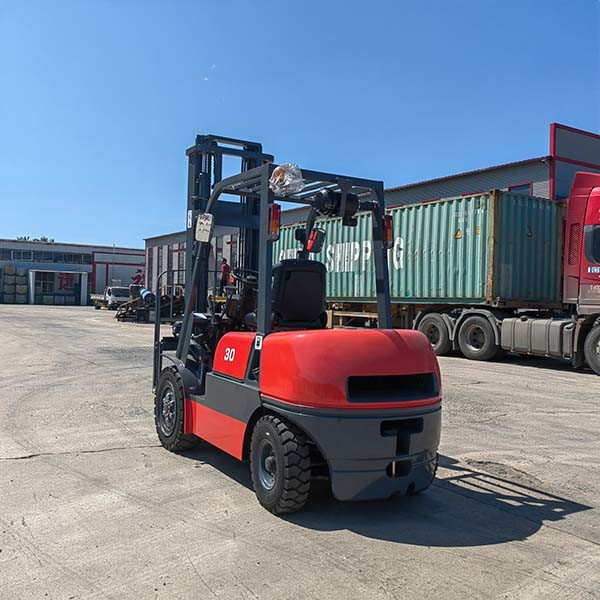 ISUZU C240 Diesel Engine Forklift Truck 3000kg Container Mast 4.5m 3T