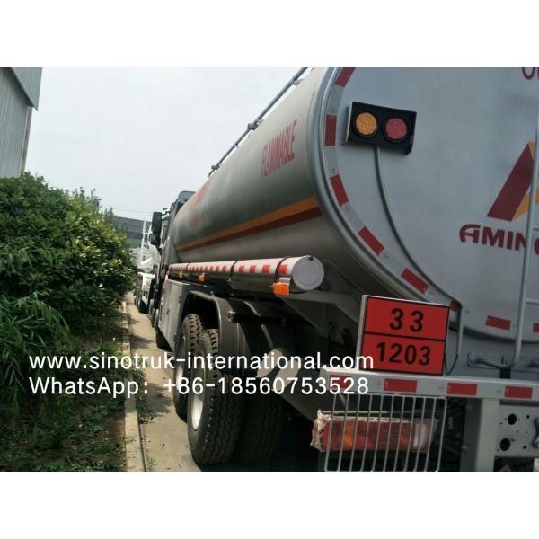 SINOTRUK HOWO 6×4 10 Wheels Oil Tank Truck 400HP Oil Tank Chassis