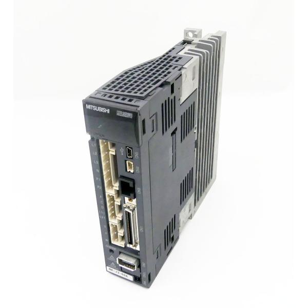 УСИЛИТЕЛЬ 3.2/4.3A 600W 200-230V СЕРВОПРИВОДА AC Мицубиси MR-J3-60A НОВЫЙ