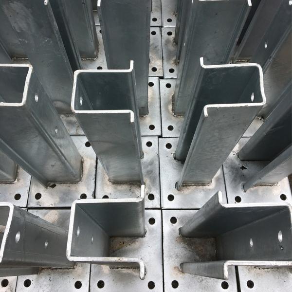 Hot Dipped Galvanized Flange Post for Hot Dip Galvanized Guardrail Part Barrier