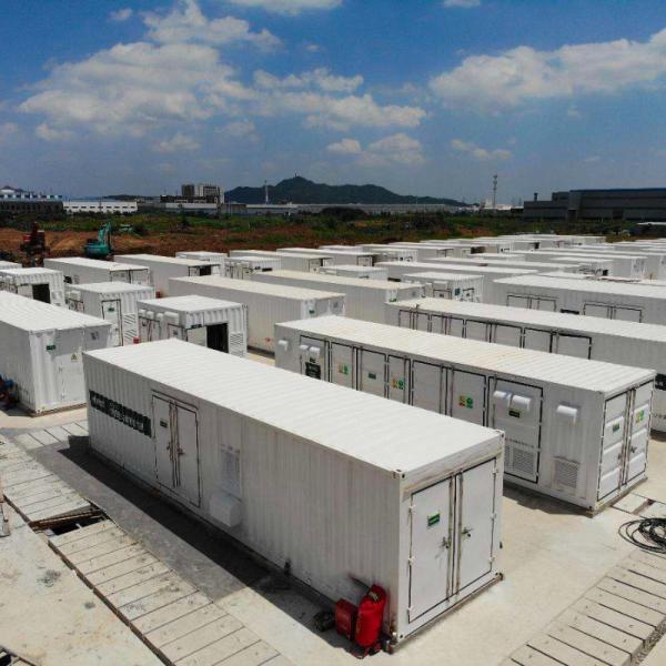 Shenzhen 100KW 200KW 300kw 500KW solar energy storage system complete solar system kit with solar battery inverter batte