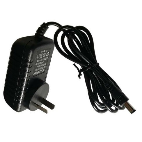Balck C-Power AC100-240V DC 9V 9V 1A 9V 1.5A 2A Adapter with CE Certificate