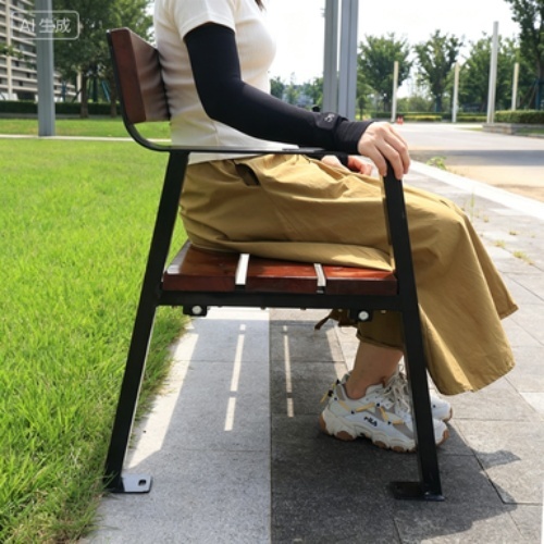 Outdoor Metal Frame Park Bench With Backrest , Wood Slat Patio Garden Bench