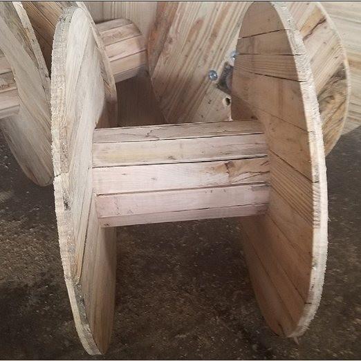 Ornamental Wooden Electric Cable Reels Wooden Spool Cable With Pine Wood