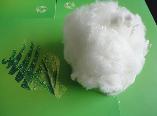 フルダール アクリル繊維 特別 断面 熱隔熱