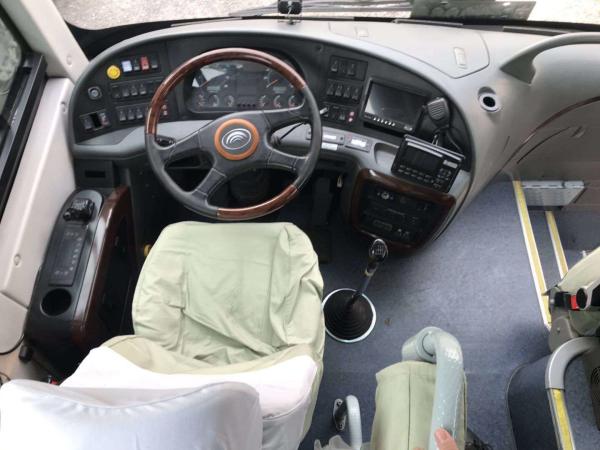 Yutong Used Luxury Buses , Diesel Second Hand Buses And Coaches 39 Seat