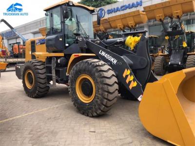 A maquinaria de construção pesada de LW400KN 4 toneladas roda o carregador