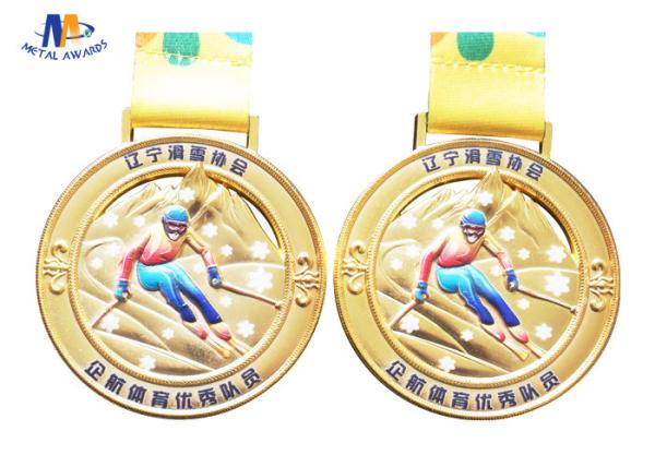 Round Stock Medals For Skiing Events Imitation Gold Plating Colorful Printing In Relief Of Skater Figure
