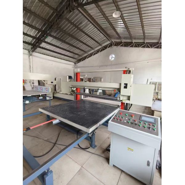 High Precision  Horizontal Foam Slicing Machine With 1650mm Width
