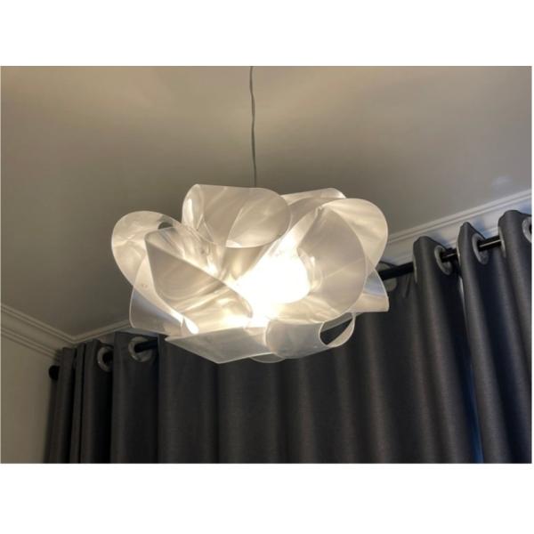 Designer Acrylic Flower Chandelier Living Room Bedroom Bar Slamp Fabula Chandelier(WH-MI-380)
