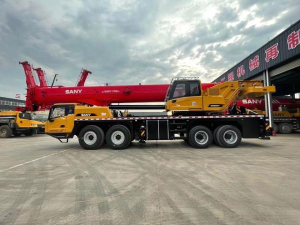 Hauteur maximale de levage 40m 2023 Grue mobile 75 tonnes Équipement de construction Grue de camion d'occasion