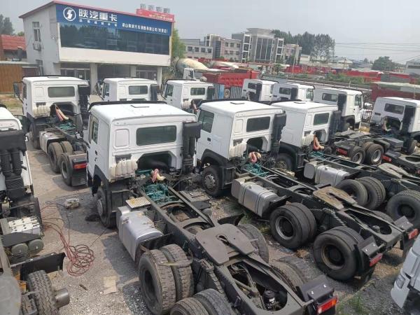 Drive Wheel 6×4 Second-Hand 10 Wheeler Shacman Sinotruk HOWO 336-380HP Tipper Tump Truck