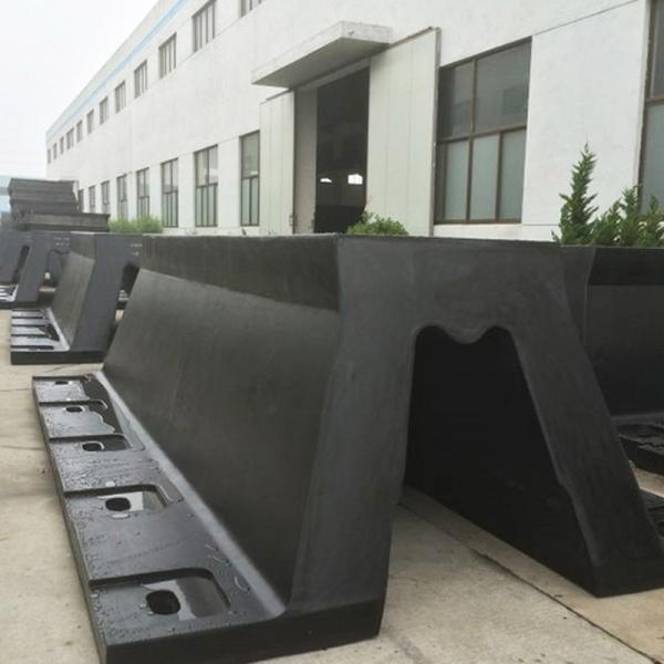 Dock Bumper Scratch Proof High Tensile Strength Long Service Life