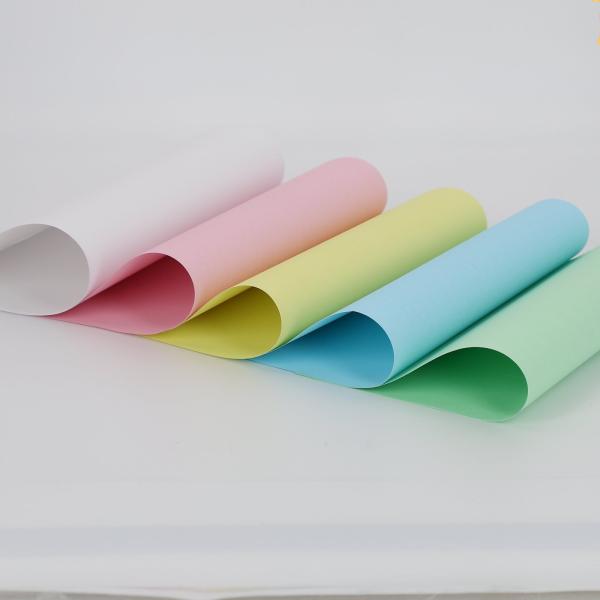 Fatura amarela verde cor-de-rosa importada 100% de papel sem carbônio do azul da polpa de madeira do Virgin do FOCO