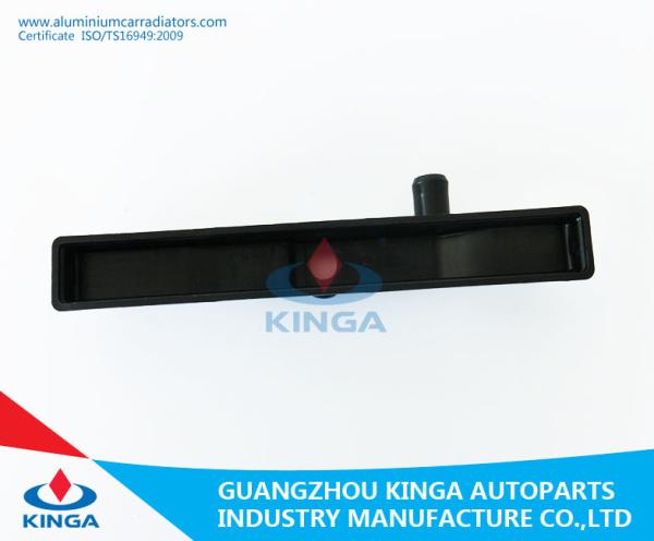 Auto Parts Plastic Model Radiator Plastic Tank for Suzuki ESCUDO /GRAND/VITARA 05 MT