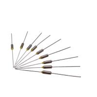 Una operación de disparo corta los fusibles térmicos MICROTEMP G4A01077C TERMODISC 10A 250V 77C Axial con plomo