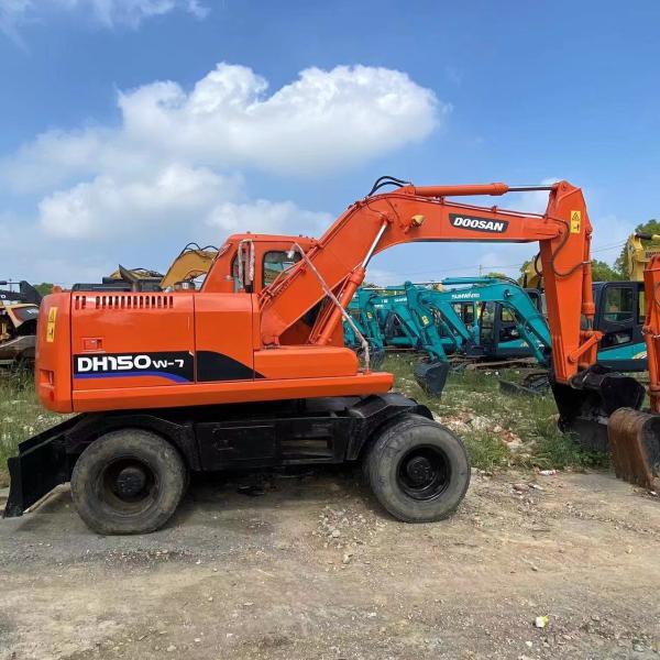 DH150W-7 Used Doosan Excavator Hydraulic Wheeled Excavator 15T 0.57m3