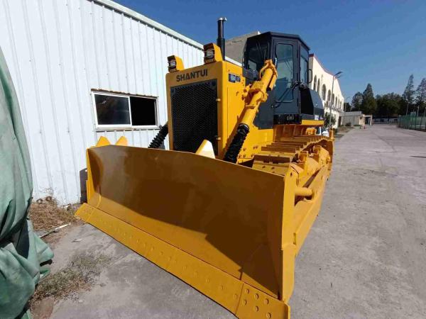 Buldózer Caterpillar usado 3.4 M Largura da lâmina Porto de carregamento Shanghai para movimentação de terra