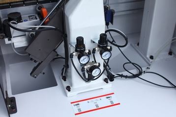 PVC Base Kitchen Wood Edge Banding Machine Without Pre Milling Corner Rounding 8.8KW