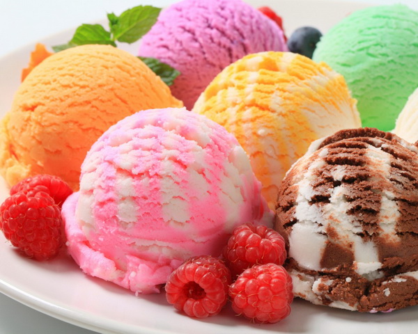 Mini Hand Ice Cream Maker No Electricity Hand Operated Portable Fruit Juicer