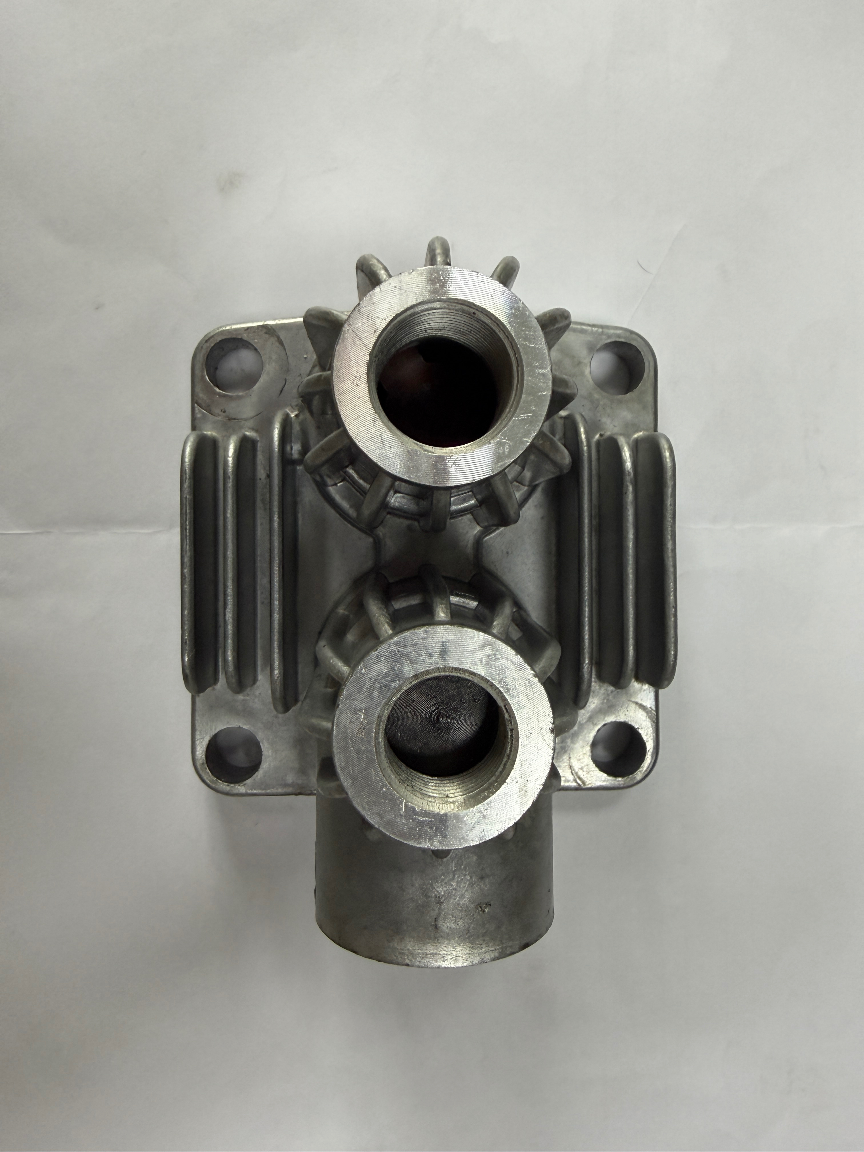 1-19110019-0 Air compressor cylinder head FOR ISUZU 6BG1