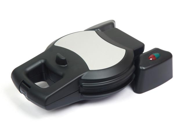 Flip 4 Slice Belgian Waffle Maker , Rotating Round Flat Waffle Maker
