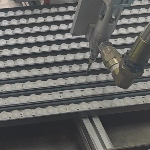 50Hz~60Hz 接着剤を配給するロボット 自動接着剤配給装置