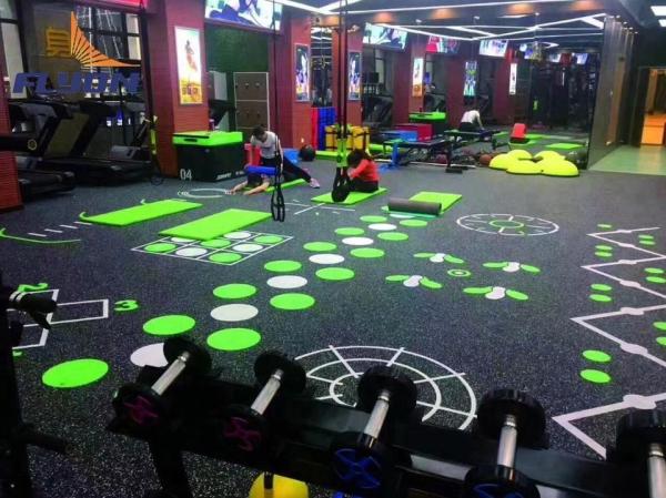 telha de assoalho de borracha de 50cm x de 50cm para o campo de jogos da aptidão do Gym