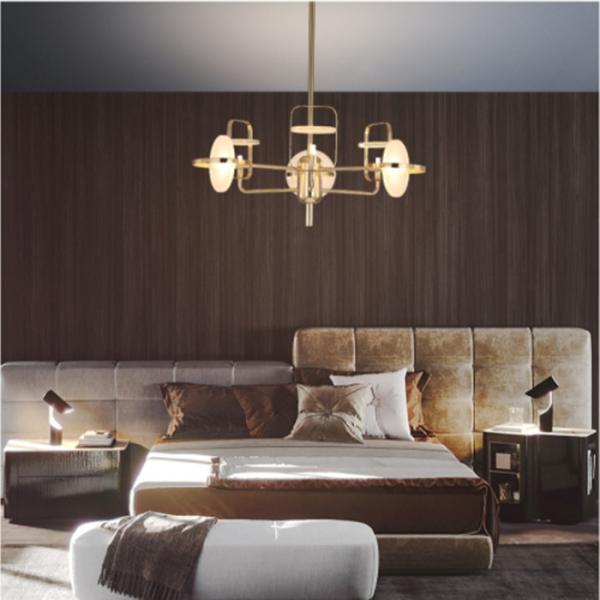 幾何学的なG9光源のポストモダンの吊り下げ式の軽い金の銅ハードウェアめっき