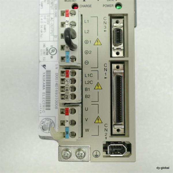 YASKAWA SGDH-04AE Industrial Servo Drive 200-230 VAC 50 / 60 Hz 30 Watts - 55 Kw