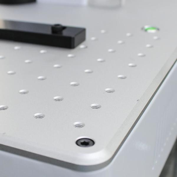 Marcador do gravador do laser de /Fiber do preço da máquina da marcação do laser da fibra da cor/laser no metal