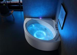 Circle Waterfall Massage Bathtub With U Type Overflow System