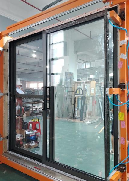 Robust Structure Balcony Aluminium Sliding Door With Frosted Or Double Glazed Glass