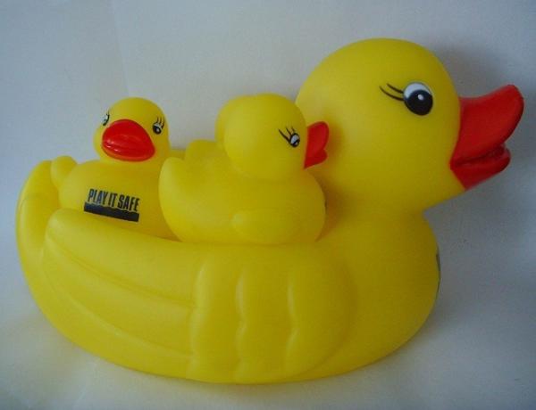 Phthalate Free Cute Baby Rubber Duck Decorated Floating For Baby Shower Water Resistant