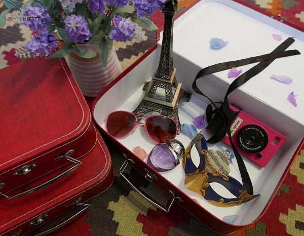 Eco Friendly Suitcase Gift Paperboard Small Accessories Cardboard Storage Boxes