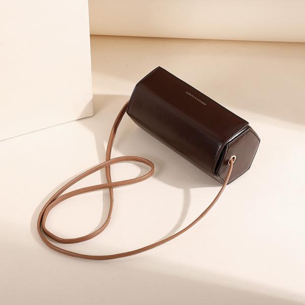 2024 NEW SIMPLE FASHION SMALL BAG NETWORK RED EVERYTHING SINGLE SHOULDER CROSSBODY FEMALE BAG FASHION NICHE CYLINDER BAG