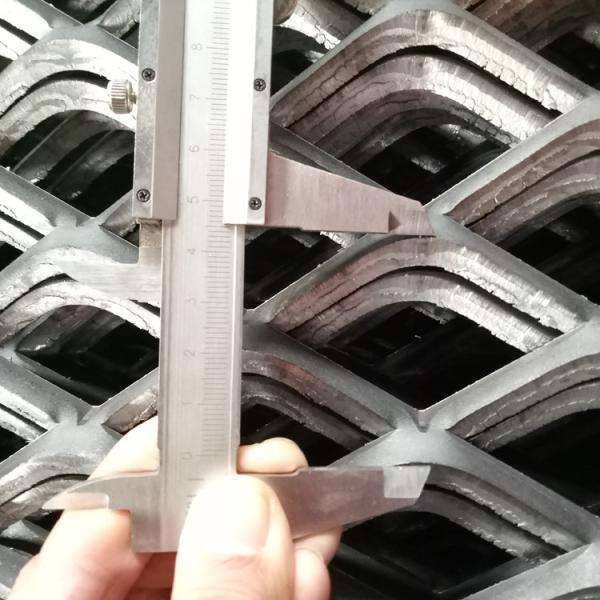Heavy Duty Low Carbon Steel Flattened Standard Expanded Metal Mesh Panel
