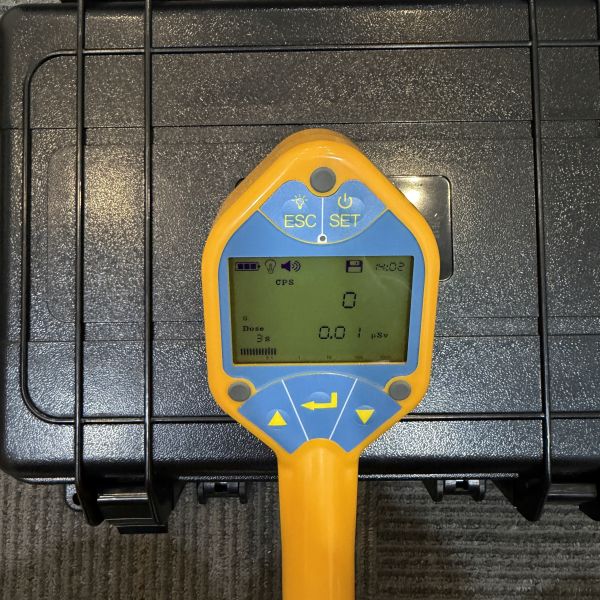 FJ-1015 Multi Purpose Radioactive Survey Meter for Alpha/Beta/X/Gamma/Neutron Detection