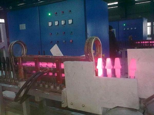 Machine de brasage par induction à haute puissance certifiée CE pour anneaux de court-circuit de moteur électrique