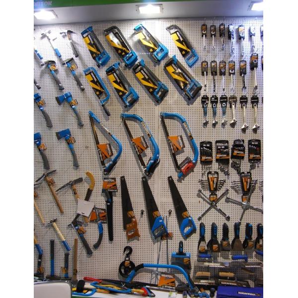 Versatile Cutting Made Easy with DIY Grade Punching Teeth Pruning Saw