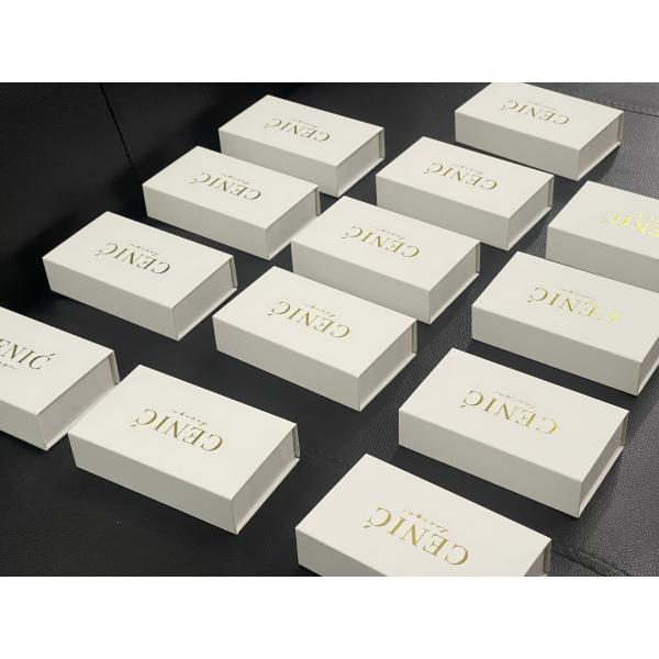Customized White Paper Magnet Necklace Box