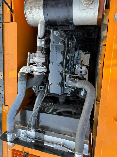 Used Hyundai 305LC-9 Excavator 30 Ton Class 247 HP